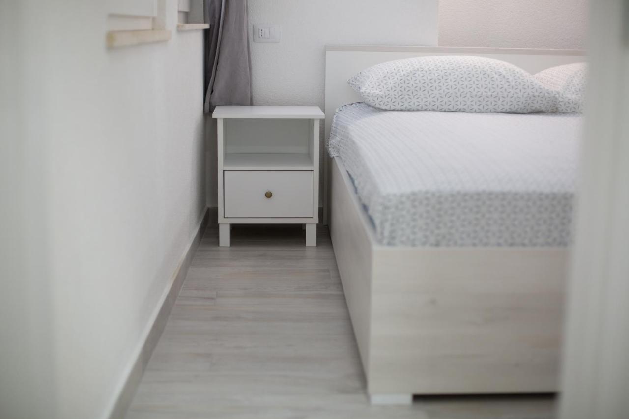 Serious Job Apartment Dubrovnik Eksteriør billede