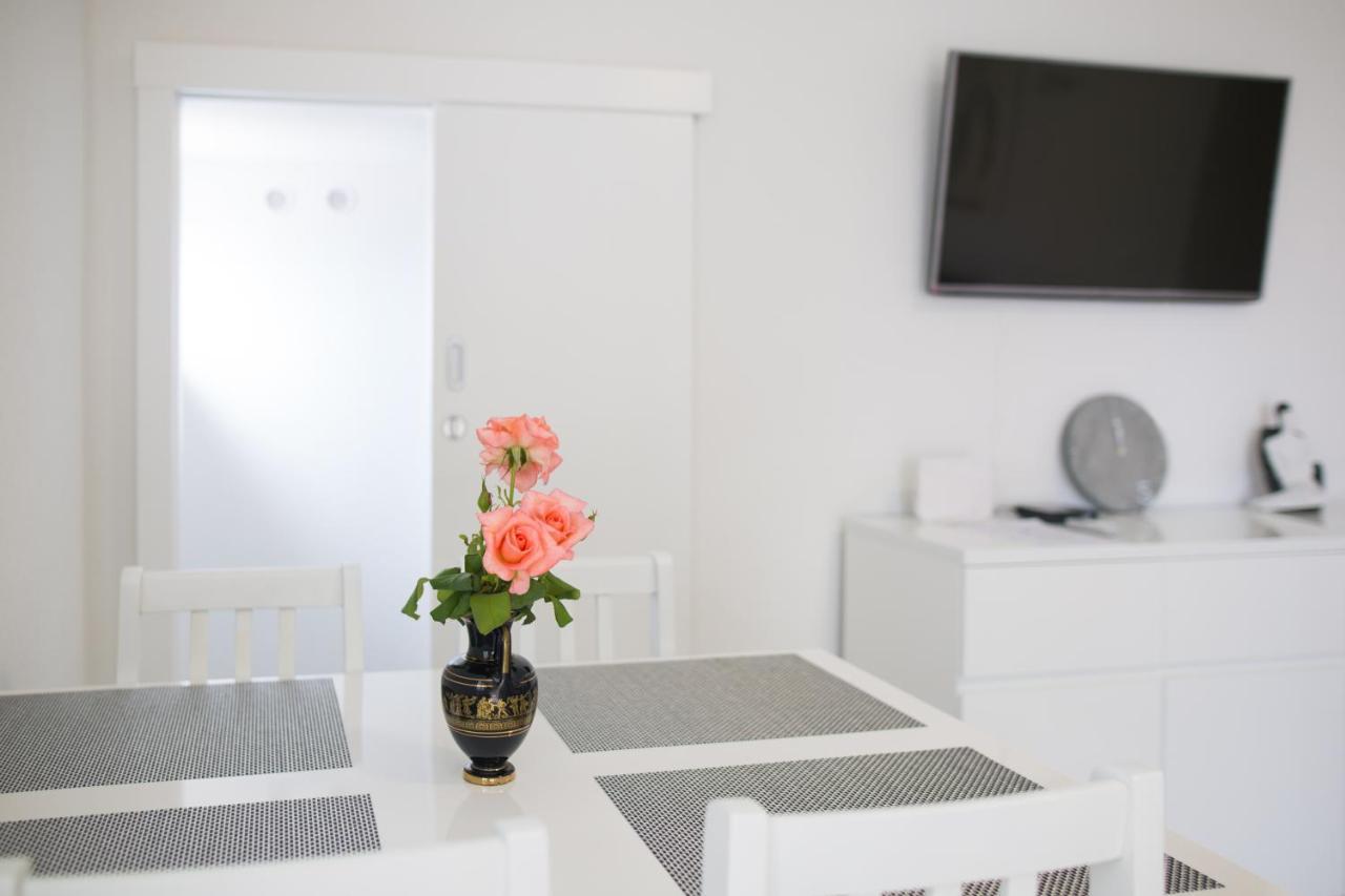 Serious Job Apartment Dubrovnik Eksteriør billede
