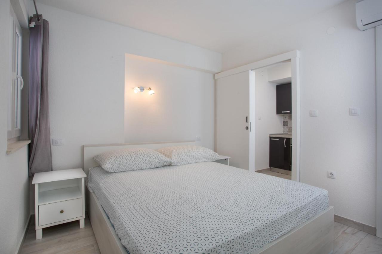 Serious Job Apartment Dubrovnik Eksteriør billede